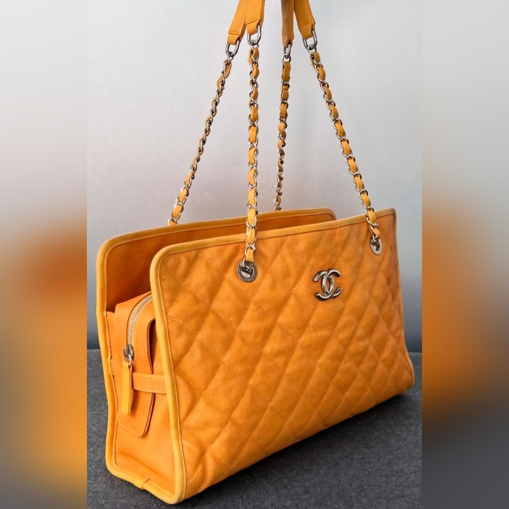 Chanel French Riviera Outdoor Caviar Yellow Tote - Picture 10 of 16